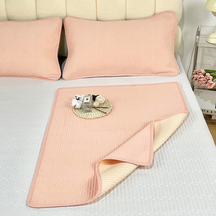 91家纺网 家纺一手货源 找家纺 （总）拾小柒 2025年新款全棉色织水洗棉隔脏姨妈垫护理垫床盖