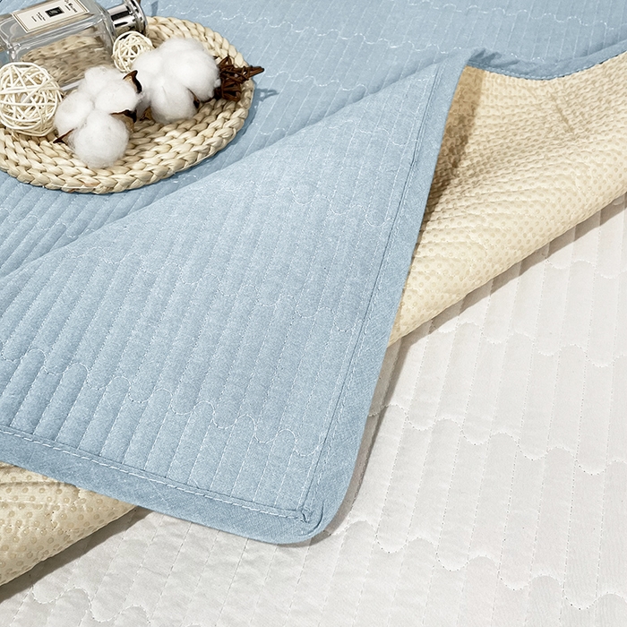 91家纺网 家纺一手货源 找家纺 拾小柒 2025年新款全棉色织水洗棉隔脏姨妈垫护理垫床盖 浅蓝色 不防水款