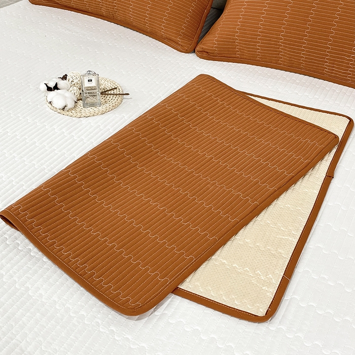 91家纺网 家纺一手货源 找家纺 拾小柒 2025年新款全棉色织水洗棉隔脏姨妈垫护理垫床盖 焦糖色 不防水款