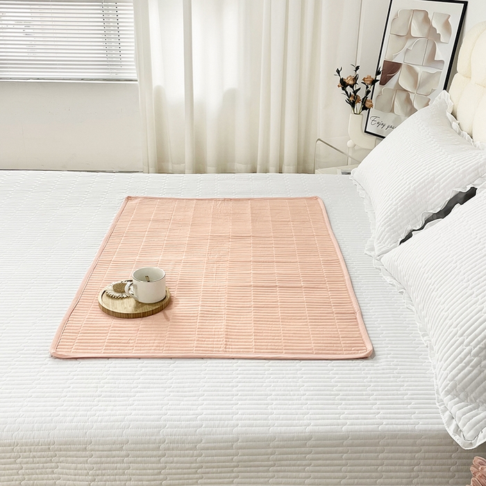 91家纺网 家纺一手货源 找家纺 拾小柒 2025年新款全棉色织水洗棉隔脏姨妈垫护理垫床盖 粉玉色 防水款