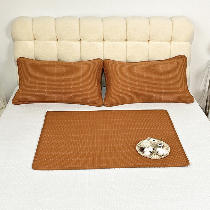 91家纺网 家纺一手货源 找家纺 拾小柒 2025年新款全棉色织水洗棉隔脏姨妈垫护理垫床盖 焦糖色 不防水款