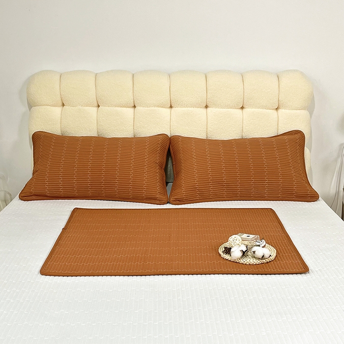 91家纺网 家纺一手货源 找家纺 拾小柒 2025年新款全棉色织水洗棉隔脏姨妈垫护理垫床盖 焦糖色 不防水款