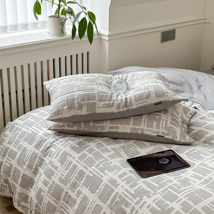 91家纺网 家纺一手货源 找家纺 贝尔 PELLHOME 欧几里得全棉简约北欧几何空气提花三层纱四件套纯色系（可抖音代发） 欧几里得-灰