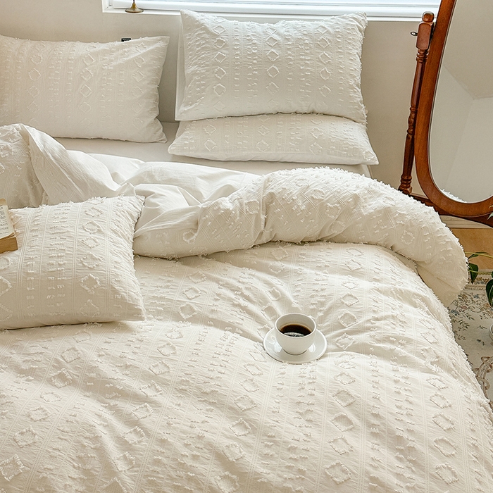 91家纺网 家纺一手货源 找家纺 贝尔 PELLHOME 车妮尔全棉剪花提花四件套外贸民宿小红书风格套件（可抖音代发） 车妮尔-白