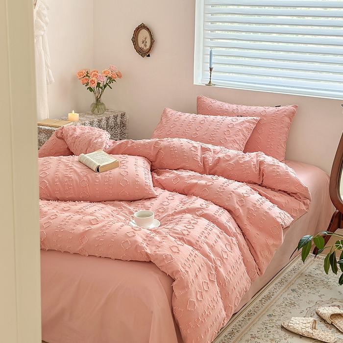 91家纺网 家纺一手货源 找家纺 贝尔 PELLHOME 车妮尔全棉剪花提花四件套外贸民宿小红书风格套件（可抖音代发） 车妮尔-粉