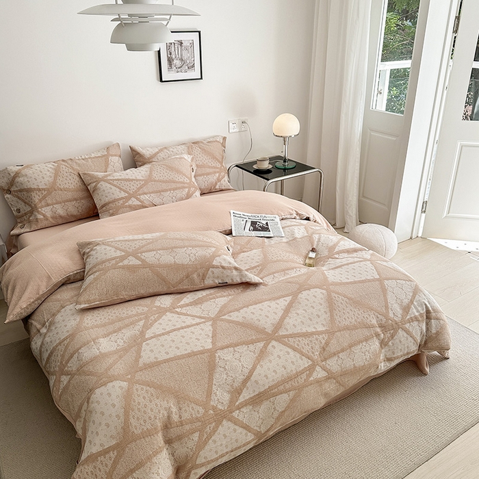 91家纺网 家纺一手货源 找家纺 贝尔 PELLHOME 全棉三层纱提花四件套-埃菲尔系列AB版均为全棉提花面料（可抖音代发） 埃菲尔-咖