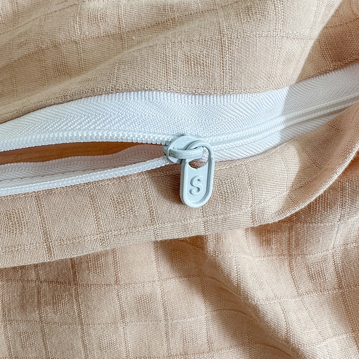 91家纺网 家纺一手货源 找家纺 贝尔 PELLHOME 全棉三层纱提花四件套-埃菲尔系列AB版均为全棉提花面料（可抖音代发） 埃菲尔-咖