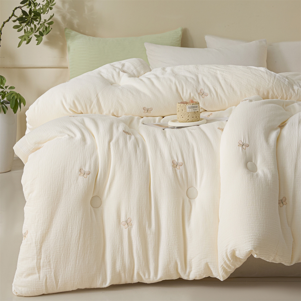 91家纺网 家纺一手货源 找家纺 创优家纺 2025新款专版绣花全棉满绣刺绣21%大豆被纯棉被芯被子春秋被加厚冬被夏被直播 福蝶