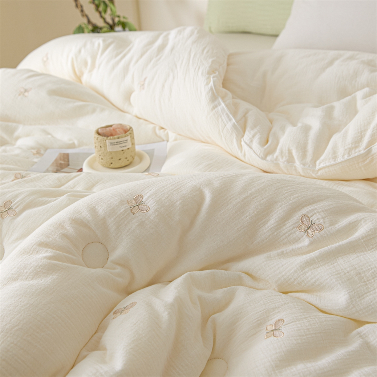 91家纺网 家纺一手货源 找家纺 创优家纺 2025新款专版绣花全棉满绣刺绣21%大豆被纯棉被芯被子春秋被加厚冬被夏被直播 福蝶