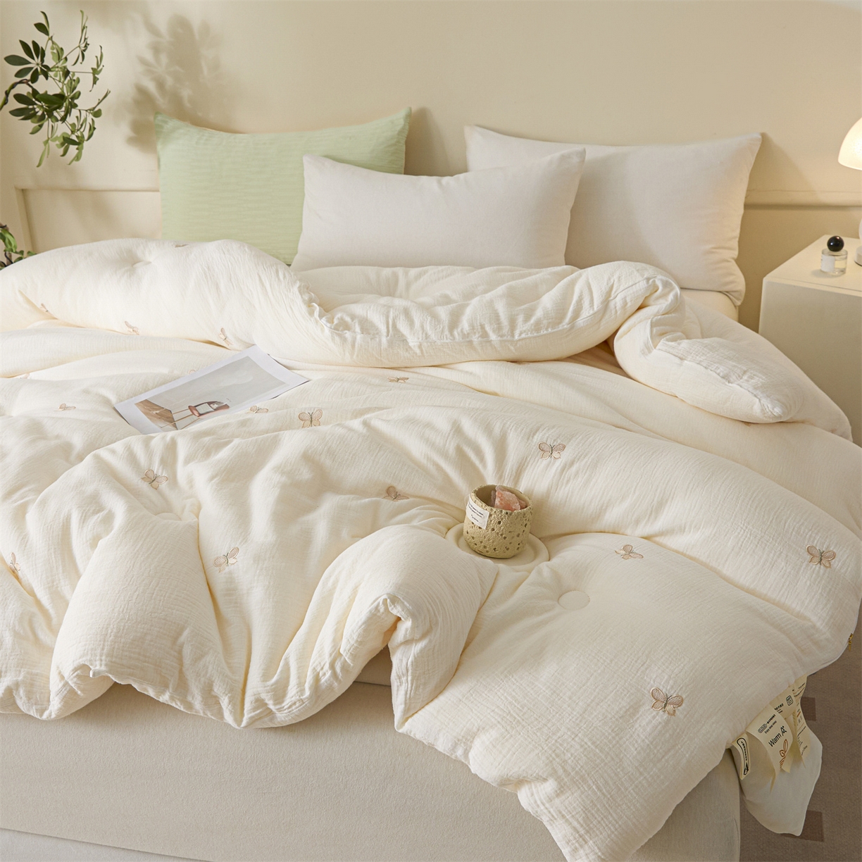 91家纺网 家纺一手货源 找家纺 创优家纺 2025新款专版绣花全棉满绣刺绣21%大豆被纯棉被芯被子春秋被加厚冬被夏被直播 福蝶