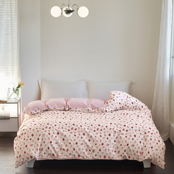 91家纺网 家纺一手货源 找家纺 贝尔 PELLHOME 全棉13376水洗+全棉色织水洗棉-织带款四件套（可抖音代发） 粉钻草莓