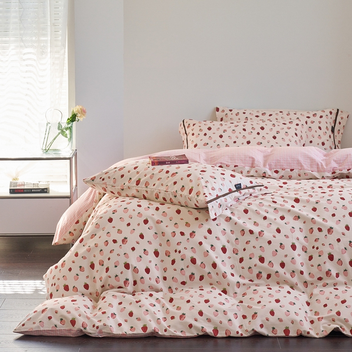 91家纺网 家纺一手货源 找家纺 贝尔 PELLHOME 全棉13376水洗+全棉色织水洗棉-织带款四件套（可抖音代发） 粉钻草莓