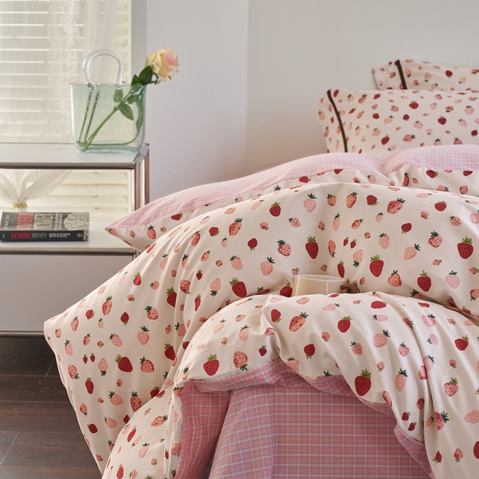 91家纺网 家纺一手货源 找家纺 贝尔 PELLHOME 全棉13376水洗+全棉色织水洗棉-织带款四件套（可抖音代发） 粉钻草莓