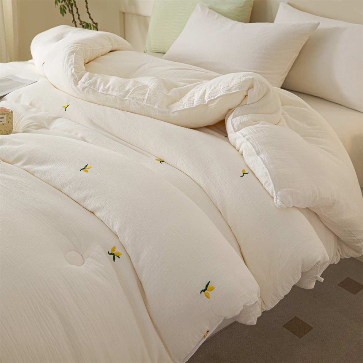 91家纺网 家纺一手货源 找家纺 创优家纺 2025新款专版绣花全棉满绣刺绣21%大豆被纯棉被芯被子春秋被加厚冬被夏被直播 黄花絮