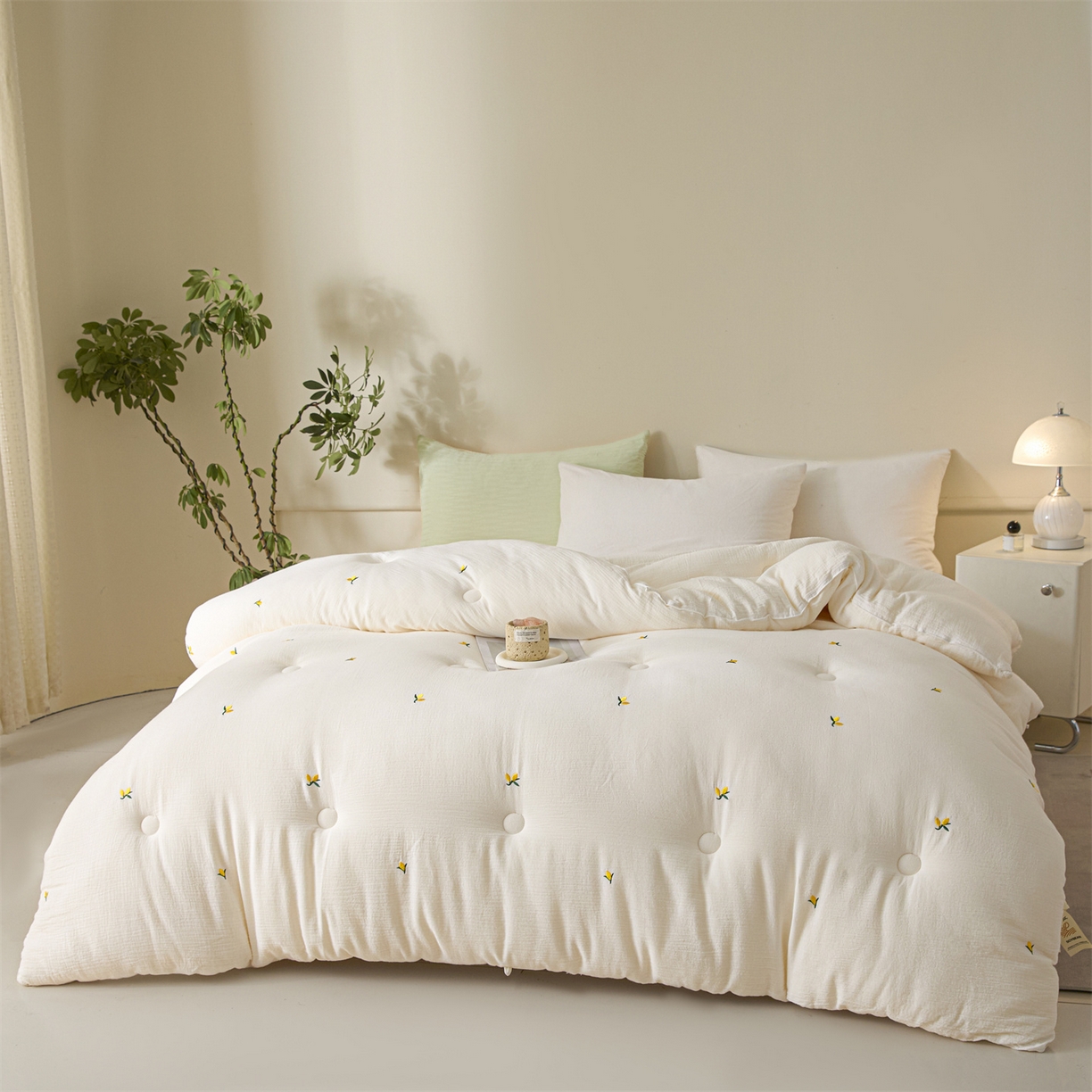 91家纺网 家纺一手货源 找家纺 创优家纺 2025新款专版绣花全棉满绣刺绣21%大豆被纯棉被芯被子春秋被加厚冬被夏被直播 黄花絮