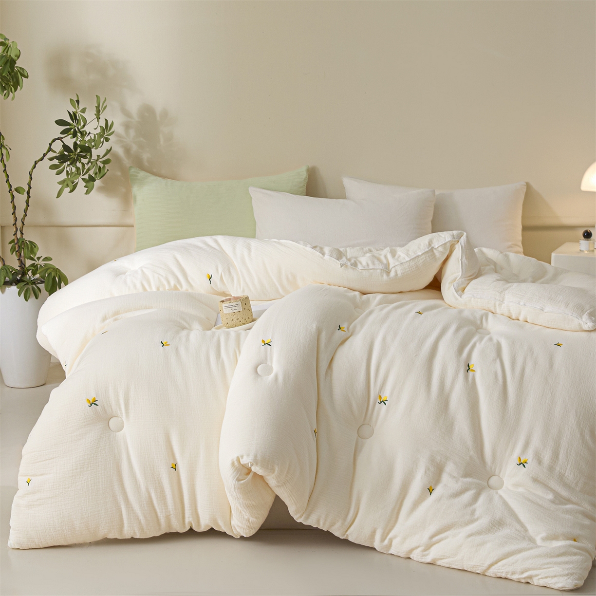 91家纺网 家纺一手货源 找家纺 创优家纺 2025新款专版绣花全棉满绣刺绣21%大豆被纯棉被芯被子春秋被加厚冬被夏被直播 黄花絮