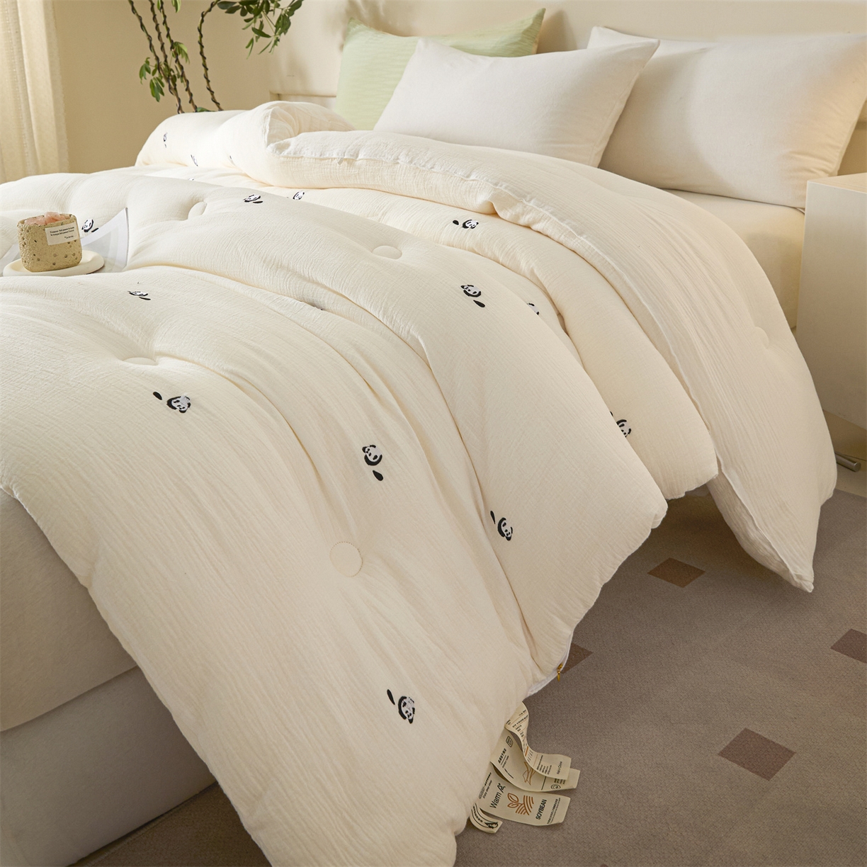 91家纺网 家纺一手货源 找家纺 创优家纺 2025新款专版绣花全棉满绣刺绣21%大豆被纯棉被芯被子春秋被加厚冬被夏被直播 趴趴熊猫