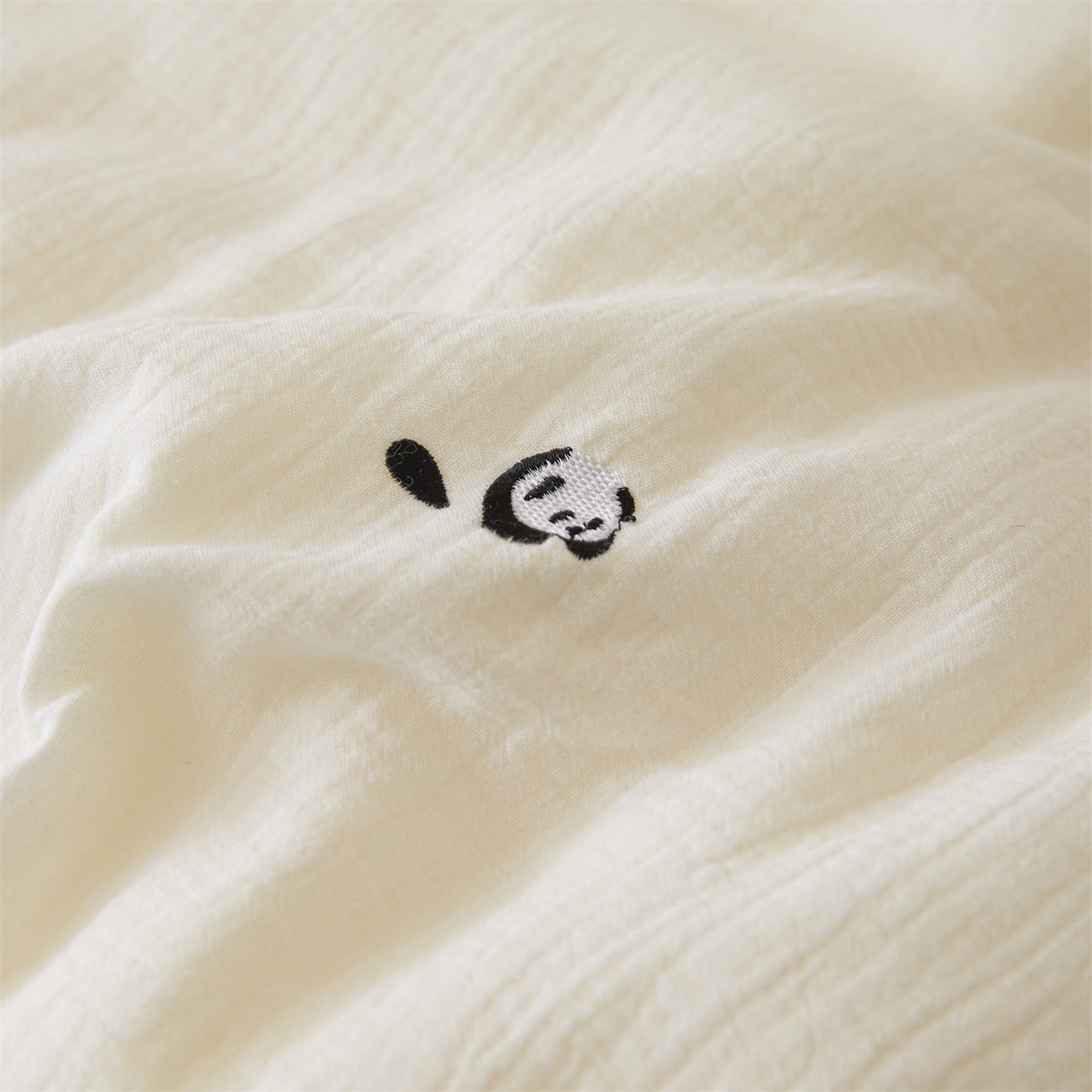 91家纺网 家纺一手货源 找家纺 创优家纺 2025新款专版绣花全棉满绣刺绣21%大豆被纯棉被芯被子春秋被加厚冬被夏被直播 趴趴熊猫