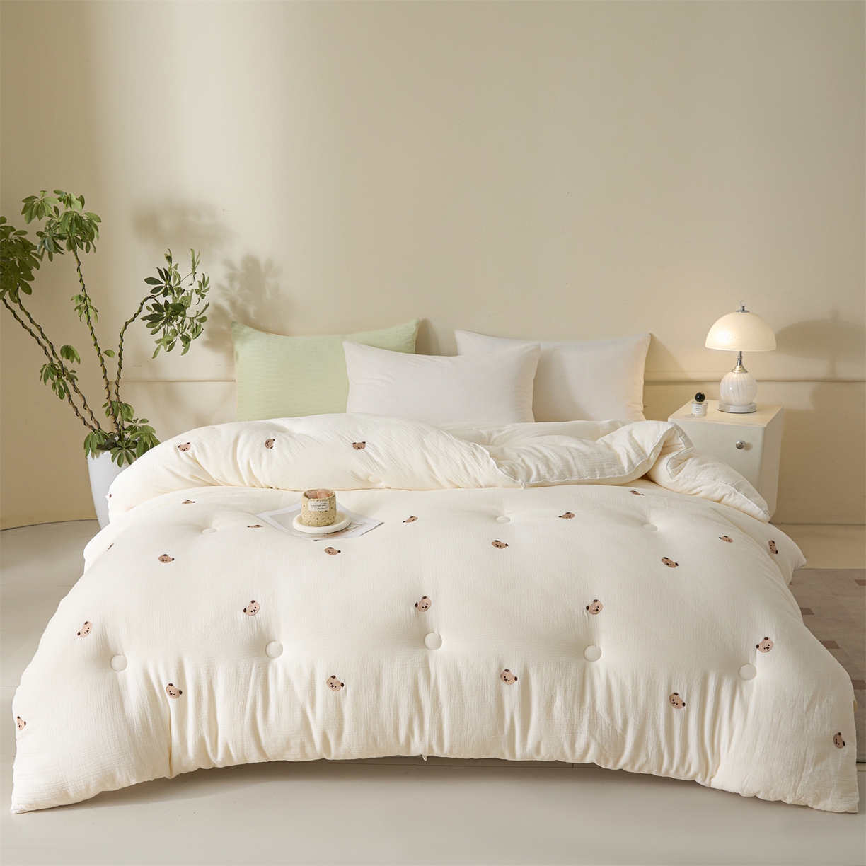 91家纺网 家纺一手货源 找家纺 创优家纺 2025新款专版绣花全棉满绣刺绣21%大豆被纯棉被芯被子春秋被加厚冬被夏被直播 小熊