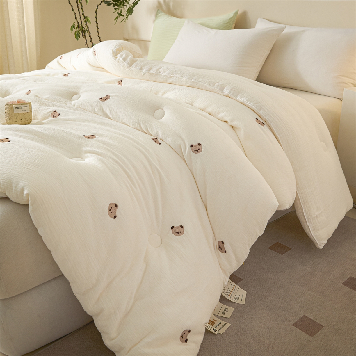 91家纺网 家纺一手货源 找家纺 创优家纺 2025新款专版绣花全棉满绣刺绣21%大豆被纯棉被芯被子春秋被加厚冬被夏被直播 小熊