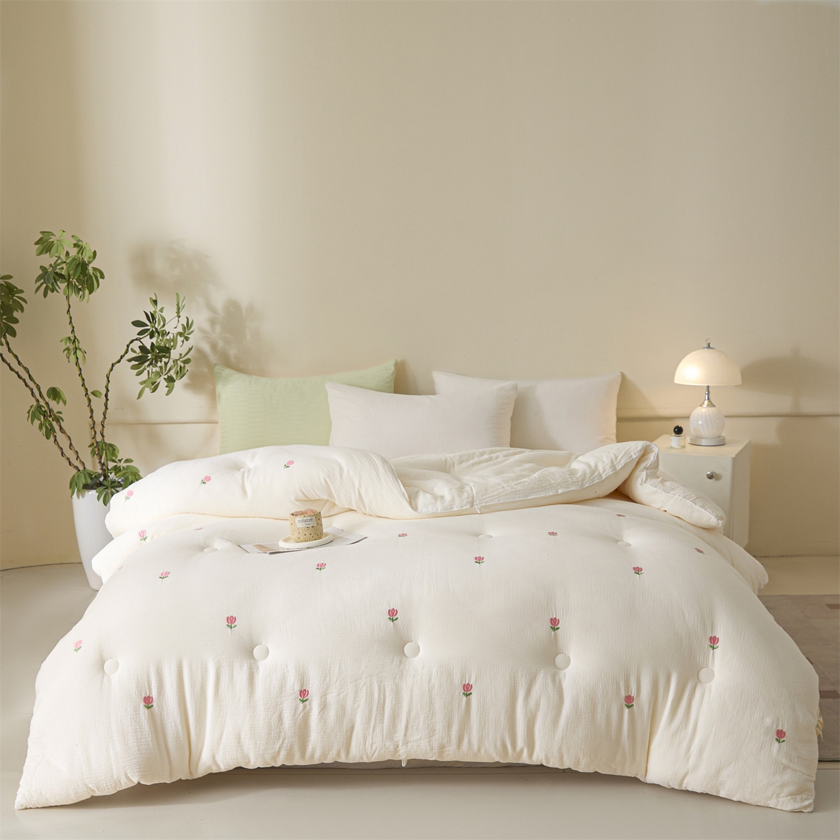 91家纺网 家纺一手货源 找家纺 创优家纺 2025新款专版绣花全棉满绣刺绣21%大豆被纯棉被芯被子春秋被加厚冬被夏被直播 郁金香