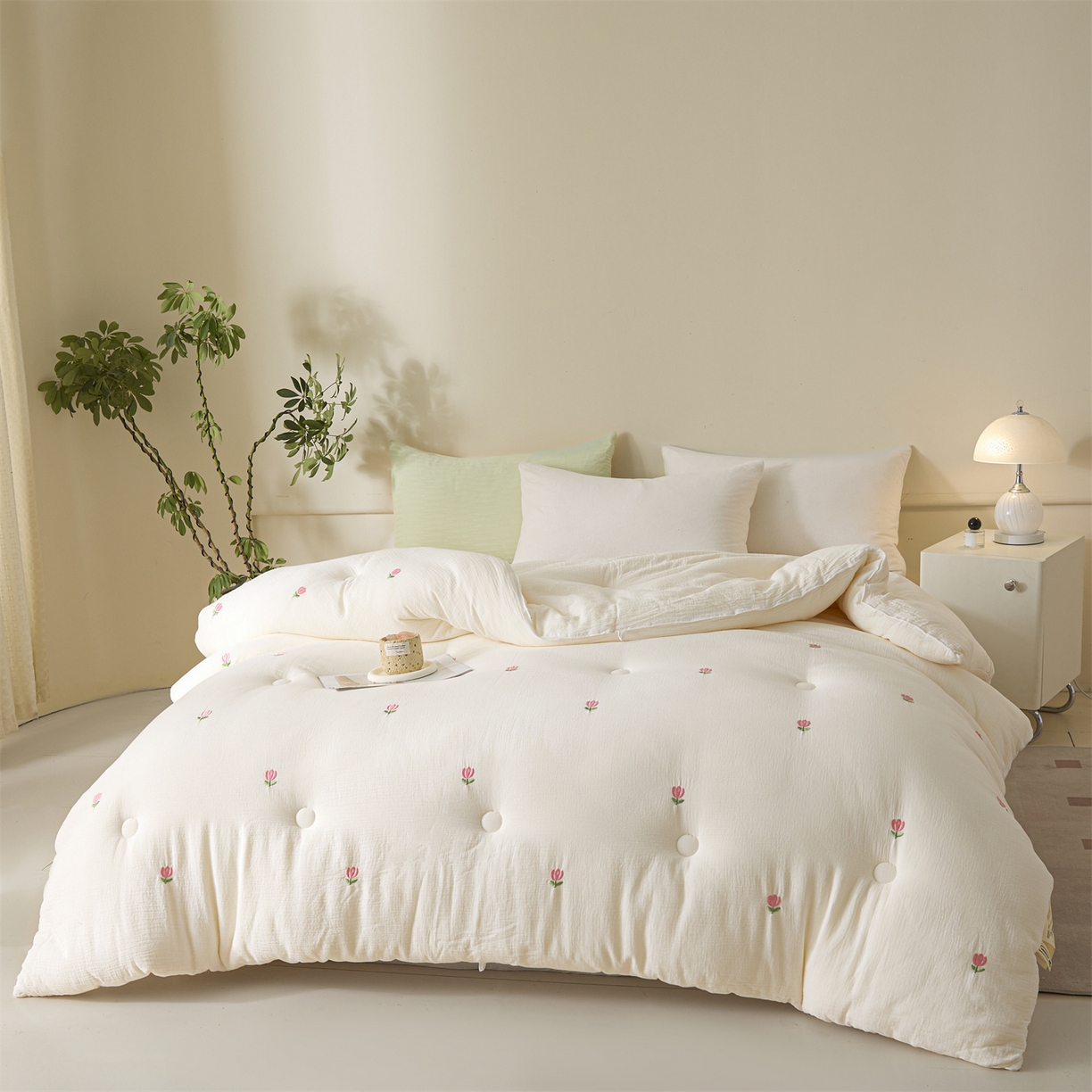 91家纺网 家纺一手货源 找家纺 创优家纺 2025新款专版绣花全棉满绣刺绣21%大豆被纯棉被芯被子春秋被加厚冬被夏被直播 郁金香