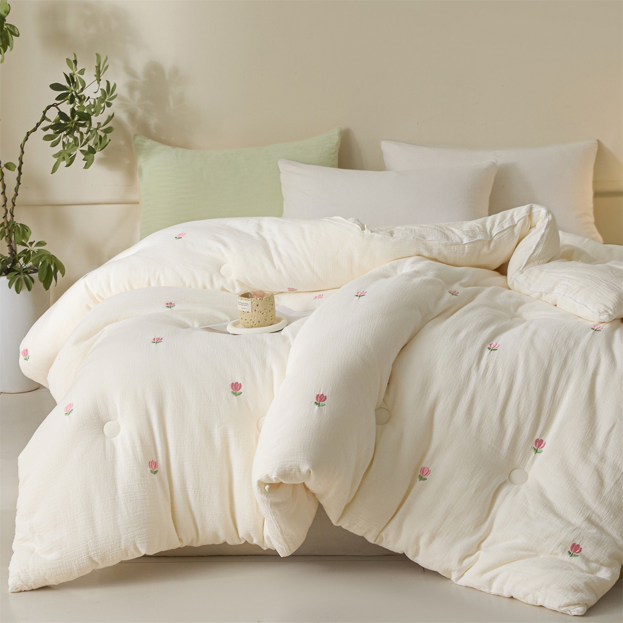 91家纺网 家纺一手货源 找家纺 创优家纺 2025新款专版绣花全棉满绣刺绣21%大豆被纯棉被芯被子春秋被加厚冬被夏被直播 郁金香