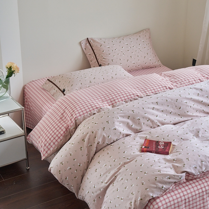 91家纺网 家纺一手货源 找家纺 贝尔 PELLHOME 全棉13376水洗+全棉色织水洗棉-织带款四件套（可抖音代发） 樱桃粉