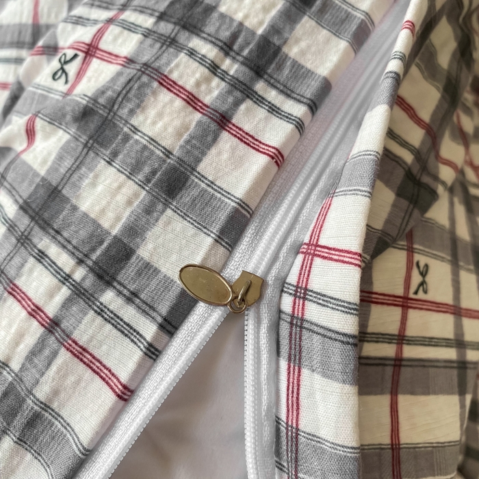 91家纺网 家纺一手货源 找家纺 欧尚 2025新款皱皱纱床盖四件套 黑白格子