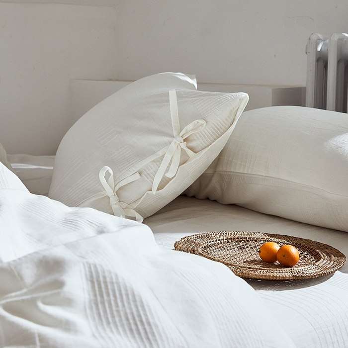 91家纺网 家纺一手货源 找家纺 贝尔 PELLHOME不染A类婴幼儿天然全棉提花大方格纯白素色日式绑带式四件套 可抖音代发 大方格