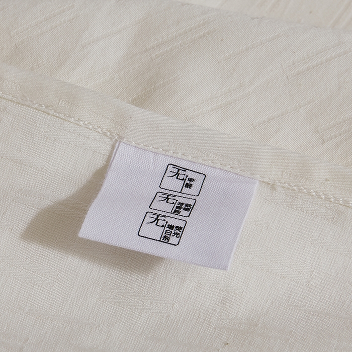 91家纺网 家纺一手货源 找家纺 贝尔 PELLHOME不染A类婴幼儿天然全棉提花大方格纯白素色日式绑带式四件套 可抖音代发 小雨点