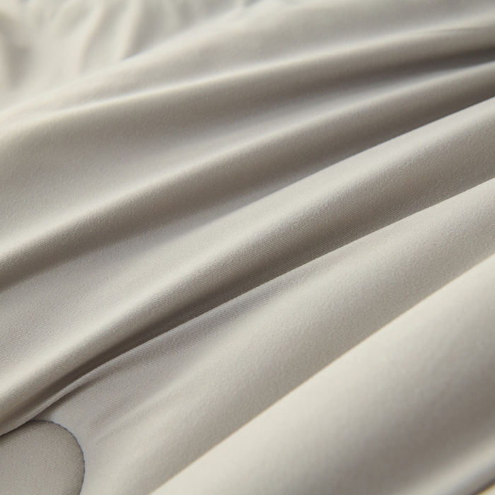 91家纺网 家纺一手货源 找家纺 爱诗诺家纺 一件代发2025年新款牛奶丝3D立体烫画大豆被春秋被直播冬被跨境电商被芯学生宿舍被子被芯 牛奶丝-灰