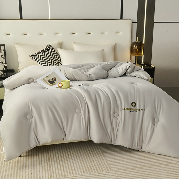 91家纺网 家纺一手货源 找家纺 爱诗诺家纺 一件代发2025年新款牛奶丝3D立体烫画大豆被春秋被直播冬被跨境电商被芯学生宿舍被子被芯 牛奶丝-灰