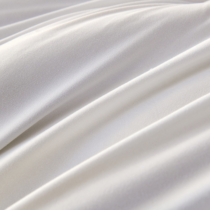 91家纺网 家纺一手货源 找家纺 爱诗诺家纺 一件代发2025年新款牛奶丝3D立体烫画大豆被春秋被直播冬被跨境电商被芯学生宿舍被子被芯 牛奶丝-白（主图2）