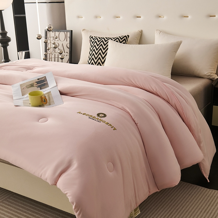 91家纺网 家纺一手货源 找家纺 （总）爱诗诺家纺 一件代发2025年新款牛奶丝3D立体烫画大豆被春秋被直播冬被跨境电商被芯学生宿舍被子被芯