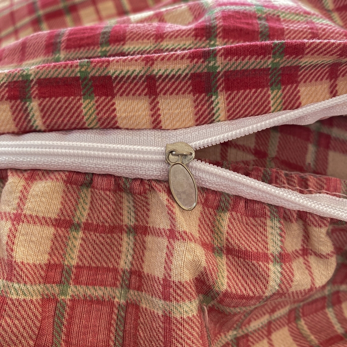 91家纺网 家纺一手货源 找家纺 欧尚 2025新款皱皱纱床盖四件套 红格子