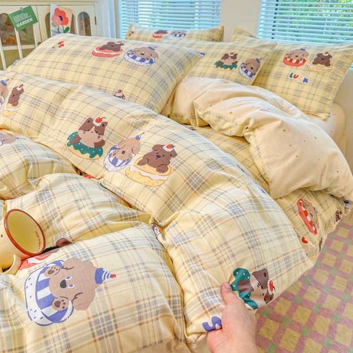 91家纺网 家纺一手货源 找家纺 麦田家纺 2025新款花卉全棉印花四件套系列 萌趣时光