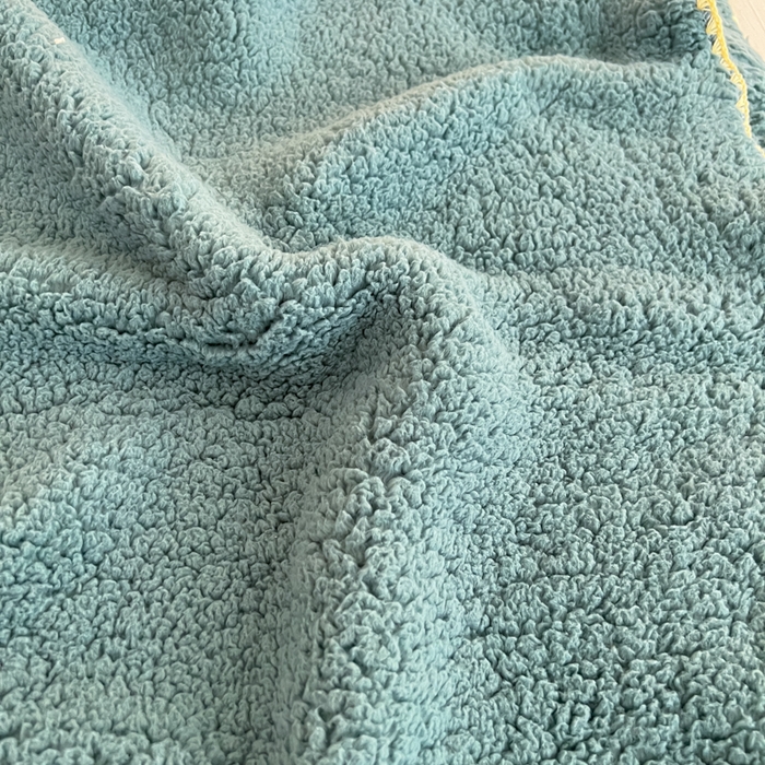 91家纺网 家纺一手货源 找家纺 穆琪 2025年新款A类泡泡绒多功能毯 精致贝壳边盖毯 水雾绿