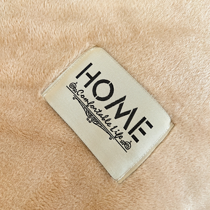 91家纺网 家纺一手货源 找家纺 穆琪 2025年新款牛奶绒盖毯 400克高克重云貂绒毛毯宽包边法莱绒毯子 卡其