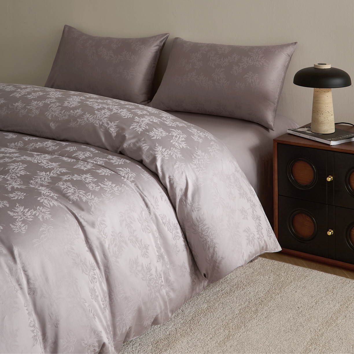 91家纺网 家纺一手货源 找家纺 ONE TWO ONE 121 2025新款秋冬高支高密提花长绒棉纯棉全棉高端贡缎四件套（【提供买家秀】为了各位老板们都有利润空间，平台控价券后不得低于228/318/338元，感谢您的配合与支持！！