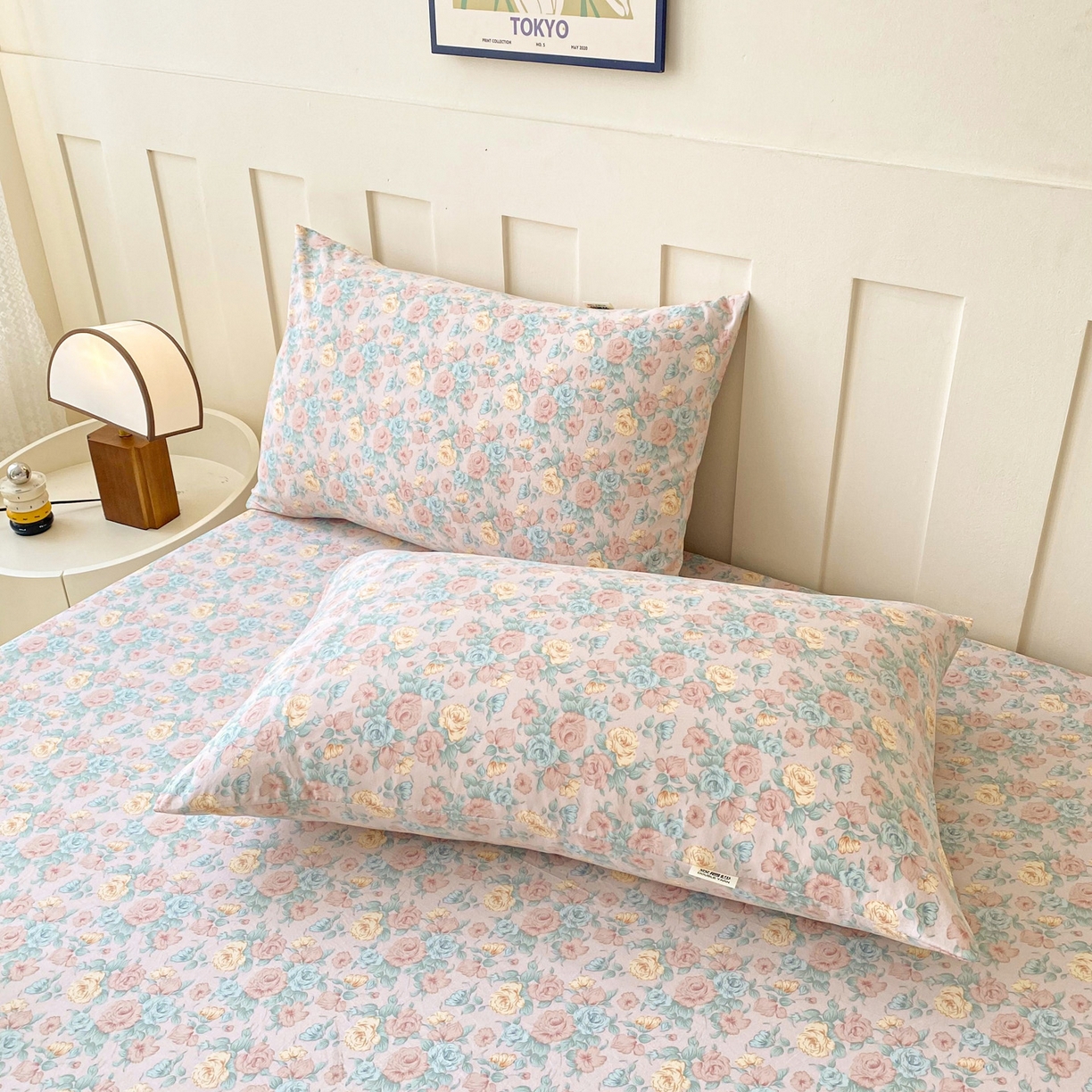 91家纺网 家纺一手货源 找家纺 首爱家纺 2025新款木棉双层纱印花床笠 百花齐放