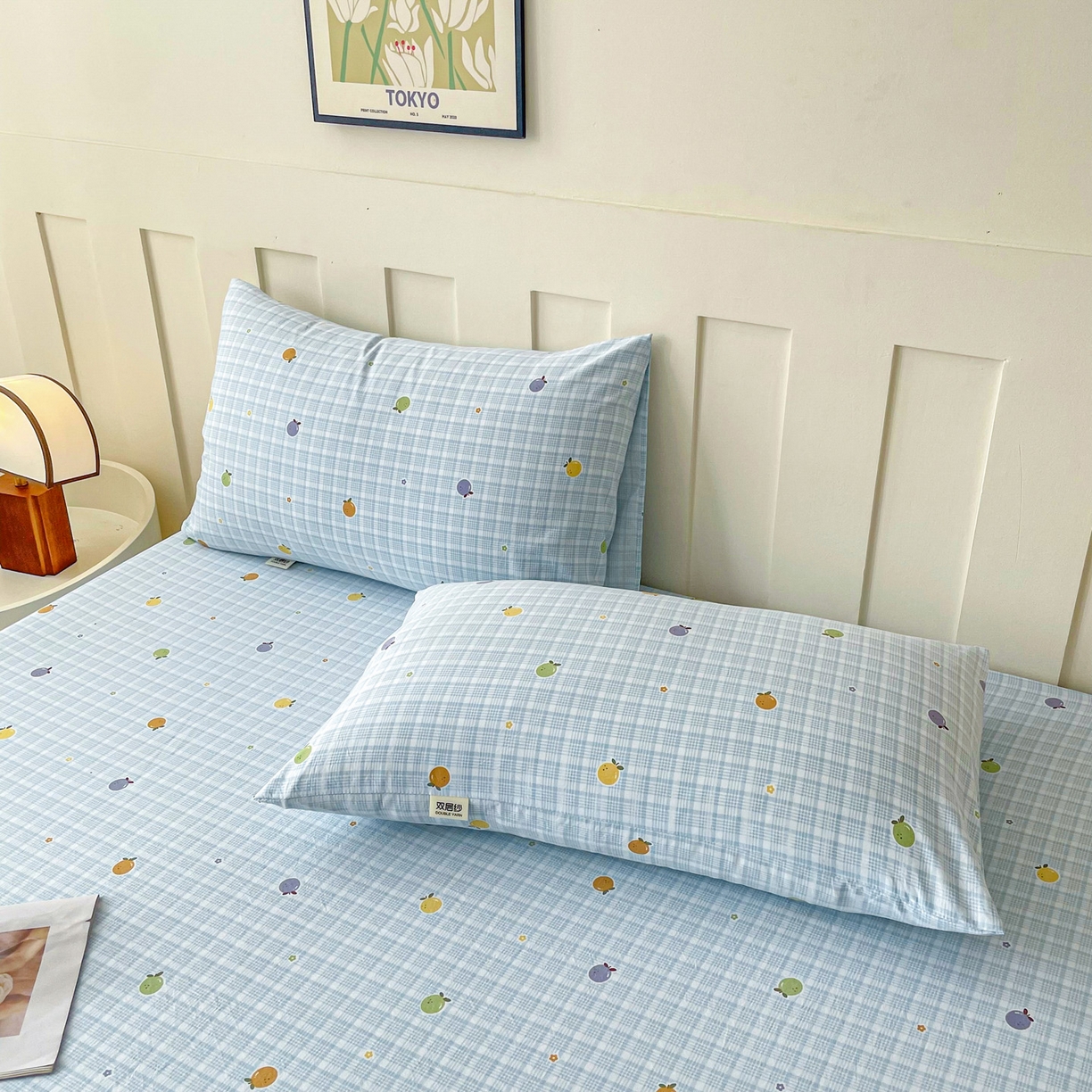 91家纺网 家纺一手货源 找家纺 首爱家纺 2025新款木棉双层纱印花床笠 格子橙-蓝