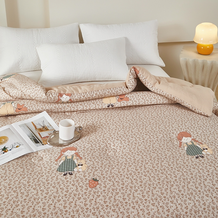 91家纺网 家纺一手货源 找家纺 南方印象 2025新款木棉冬被 萌女孩-双层纱