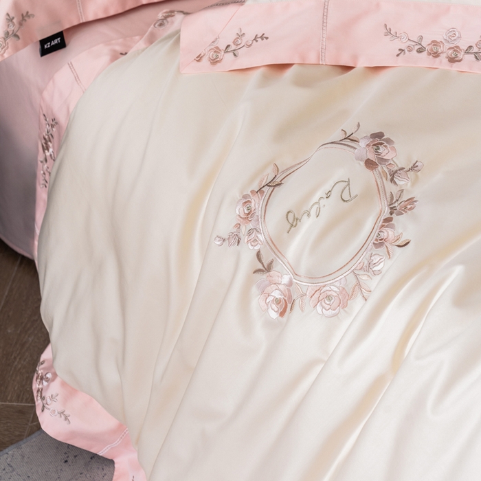 91家纺网 家纺一手货源 找家纺 （总）卡姿家纺 2025秋冬60支长绒棉全棉纯棉女奢温柔刺绣四件套— 奥莉雅