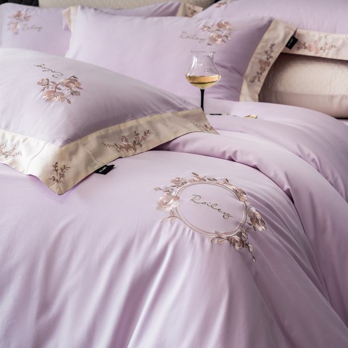 91家纺网 家纺一手货源 找家纺 卡姿家纺 2025秋冬60支长绒棉全棉纯棉女奢温柔刺绣四件套— 奥莉雅 奥莉雅-紫