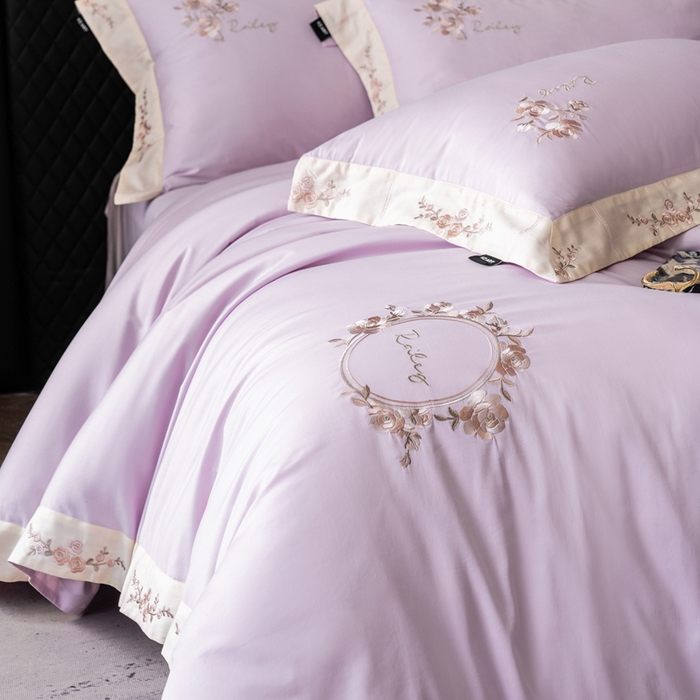 91家纺网 家纺一手货源 找家纺 卡姿家纺 2025秋冬60支长绒棉全棉纯棉女奢温柔刺绣四件套— 奥莉雅 奥莉雅-紫