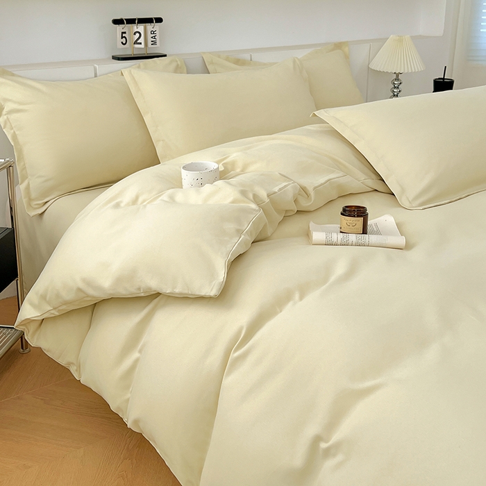 91家纺网 家纺一手货源 找家纺 世爵 2025新款热款轻奢简约风高克重纯色140克水洗磨毛四件套 杏黄