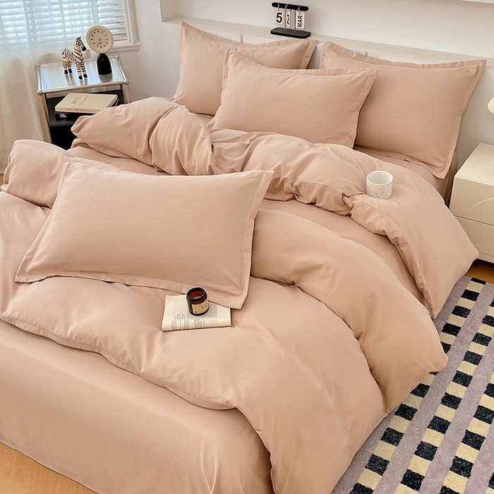 91家纺网 家纺一手货源 找家纺 世爵 2025新款热款轻奢简约风高克重纯色140克水洗磨毛四件套 驼色