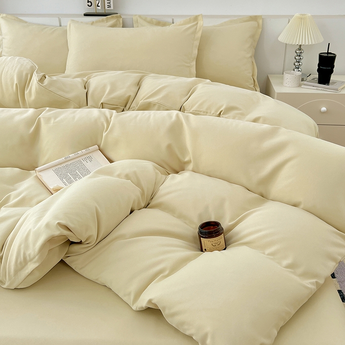 91家纺网 家纺一手货源 找家纺 世爵 2025新款热款轻奢简约风高克重纯色140克水洗磨毛四件套 杏黄