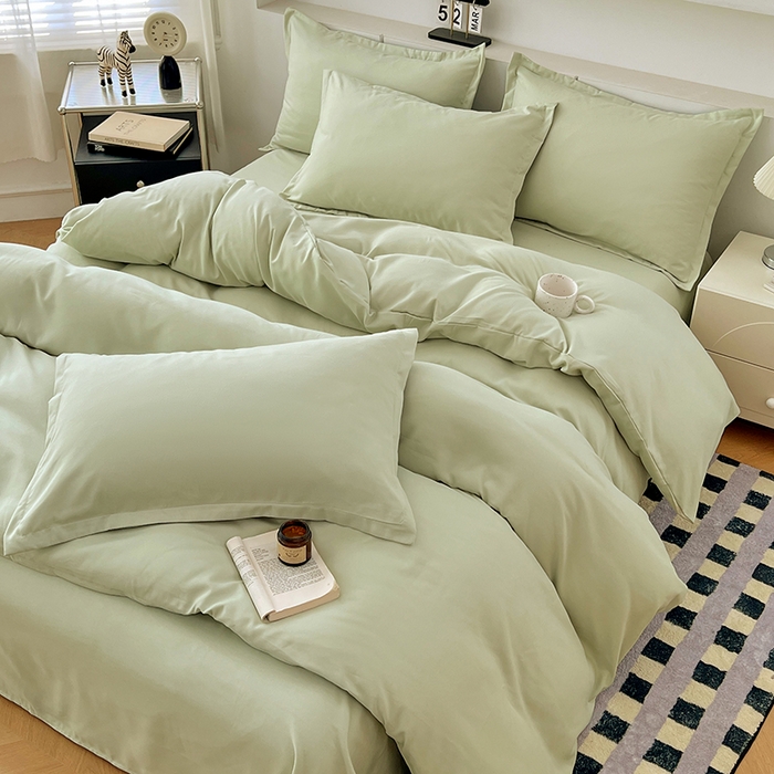 91家纺网 家纺一手货源 找家纺 世爵 2025新款热款轻奢简约风高克重纯色140克水洗磨毛四件套 绿色